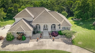 121 Highland Waye, Jefferson City, MO 65101