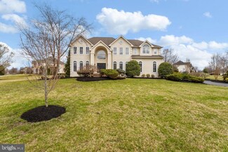 8 Hunters Creek Cir, Mullica Hill, NJ 08062
