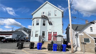 10 St Mary St, West Warwick, RI 02893