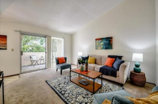 1038 Cedar Gables Dr, San Jose, CA 95118