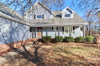 8443 Middleton Cir, Harrisburg, NC 28075