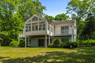 157 Pine Lake Rd, Westbrook, CT 06498