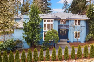7040 92nd Ave SE, Mercer Island, WA 98040