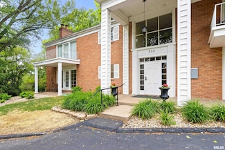 335 Country Club Dr Unit A, Pekin, IL 61554