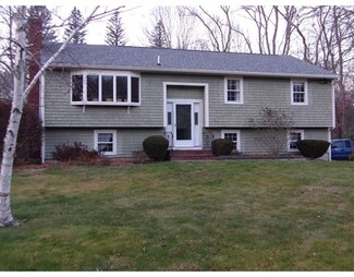 5 Lenway Rd, Byfield, MA 01922