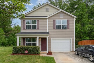 9428 Quilting Bee Ln, Charlotte, NC 28216