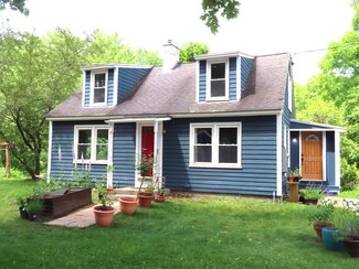 564 West St, Keene, NH 03431