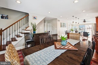477 Center St, Pasadena, MD 21122
