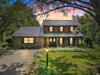 425 S Ohio St, Roann, IN 46974