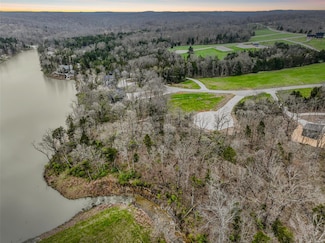 2734 Tyrol Overlook Dr, Innsbrook, MO 63390