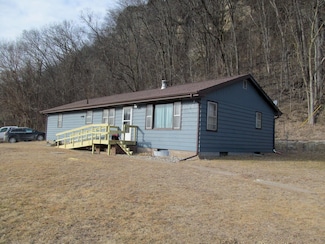 11026 Wisconsin 133, Cassville, WI 53806