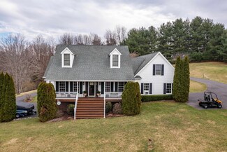 173 Eastwood Dr, Staunton, VA 24401