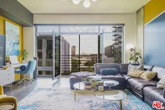 1111 S Grand Ave Unit 716, Los Angeles, CA 90015