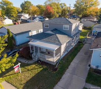 4911 Detroit St, Dearborn Heights, MI 48125