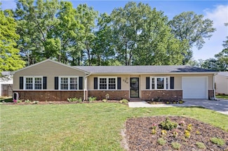 720 Fiona Ln, Virginia Beach, VA 23464