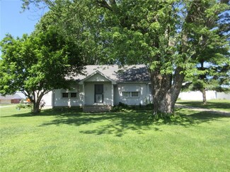 8613 N State Road 9, Alexandria, IN 46001