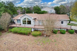 372 Elizabeth Dr, Branson, MO 65616