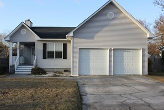 241 Two Hitch Rd, Goose Creek, SC 29445