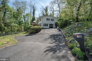950 Conestoga Rd, Bryn Mawr, PA 19010