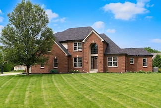8600 Bakircay Ln, Powell, OH 43065