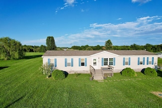 17286 N Idlewood Ln, Mount Vernon, IL 62864
