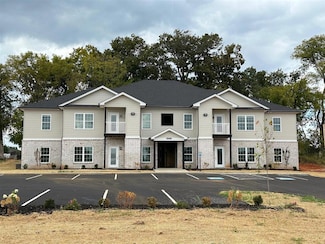 5438 Bakers Springs St, Bowling Green, KY 42101
