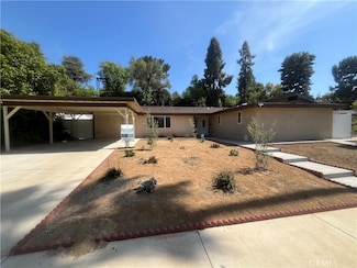 20610 Tiara St, Woodland Hills, CA 91367