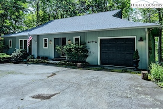 202 Cliffside Ln, Seven Devils, NC 28604