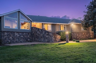 310 Mesa Rd, Salinas, CA 93908