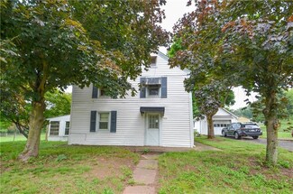 215 S Main St, Perkasie, PA 18944