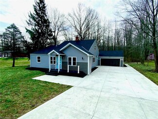 36972 Beech Hills Dr, Willoughby Hills, OH 44094