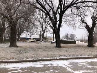 302 N 2nd St, Okemah, OK 74859
