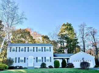 95 Captains Way, Somerset, MA 02726