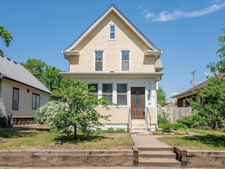 115 Geranium Ave W, Saint Paul, MN 55117