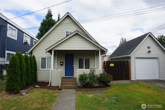 608 S 6th Ave, Kelso, WA 98626