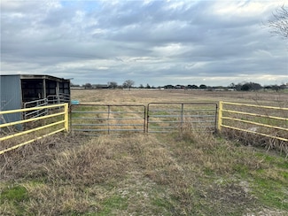 13667 Wortham Bend Rd, China Spring, TX 76633