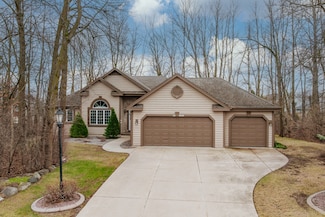 S85W19601 Colonial Ct, Muskego, WI 53150
