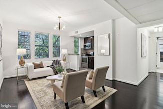 1813 Key Blvd Unit 538, Arlington, VA 22201