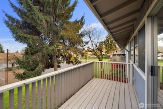 9623 S 248th St Unit 8, Kent, WA 98030