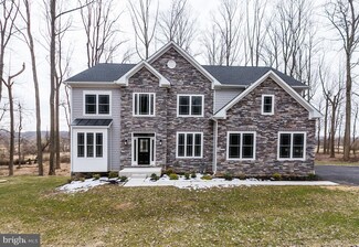 12832 Stone Eagle Rd, Phoenix, MD 21131