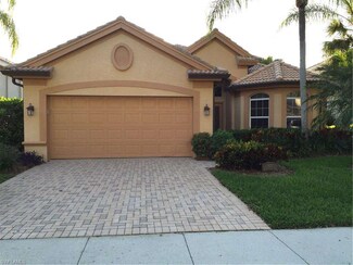 5021 Kensington High St, Naples, FL 34105