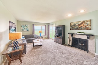 210 26th St NW Unit 428, Long Beach, WA 98631