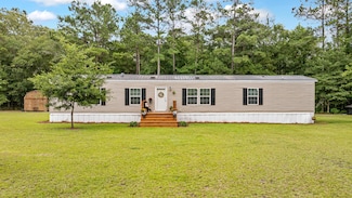 104 May Ln, Saint Stephen, SC 29479