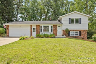 1356 Harding St NW, Grand Rapids, MI 49544
