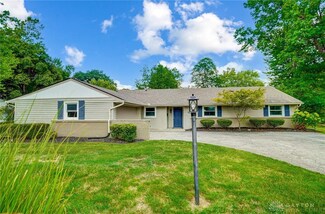296 Monarch Rd, Dayton, OH 45458