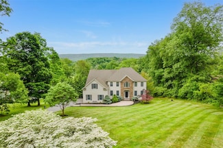 46 Duncan Rd, Lagrangeville, NY 12540