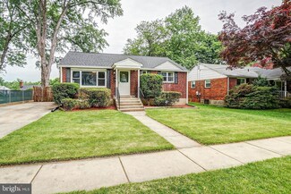 13005 Freeland Rd, Rockville, MD 20853