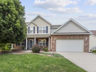 2703 Geneva Lake Dr, Belleville, IL 62221