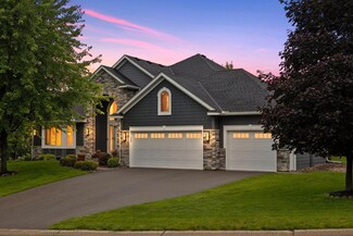 17612 Rustic Hills Dr, Eden Prairie, MN 55346