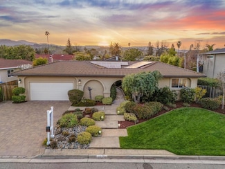 12154 Marilla Dr, Saratoga, CA 95070
